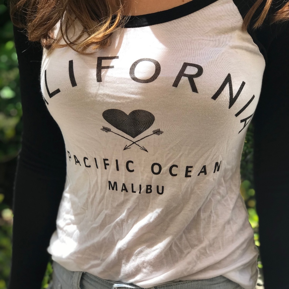 SunDiego Black and White California Malibu Shirt